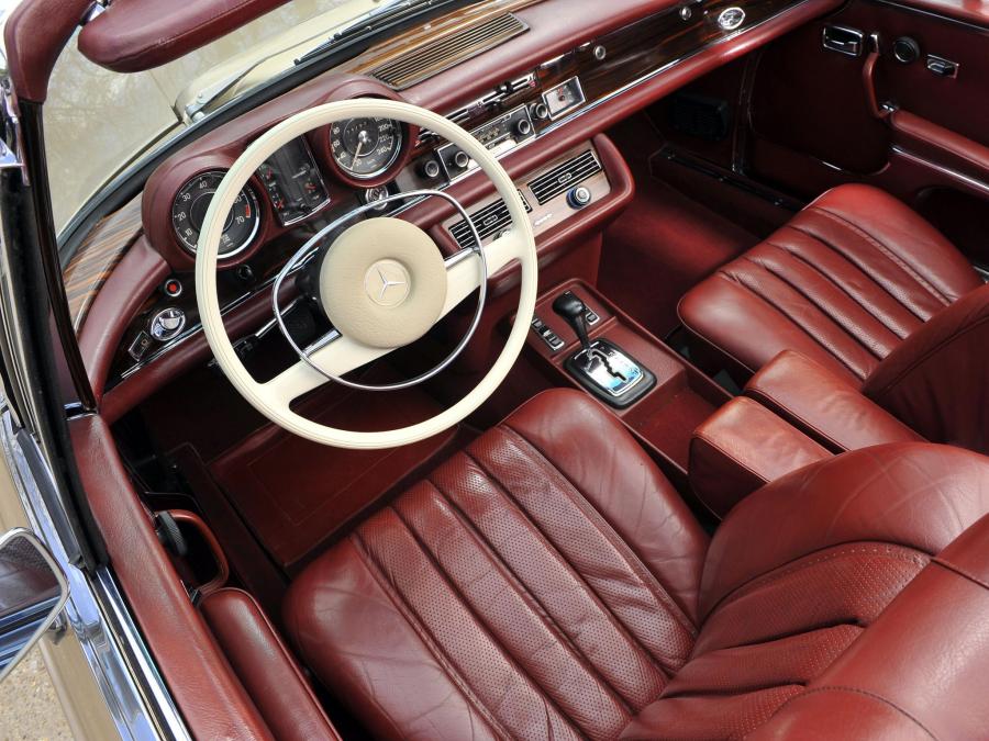  Mercedes-Benz 280 SE 3.5 Cabriolet 1969 года  (фото 13 из 13)